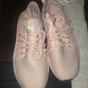 Puma great condition pinkish color